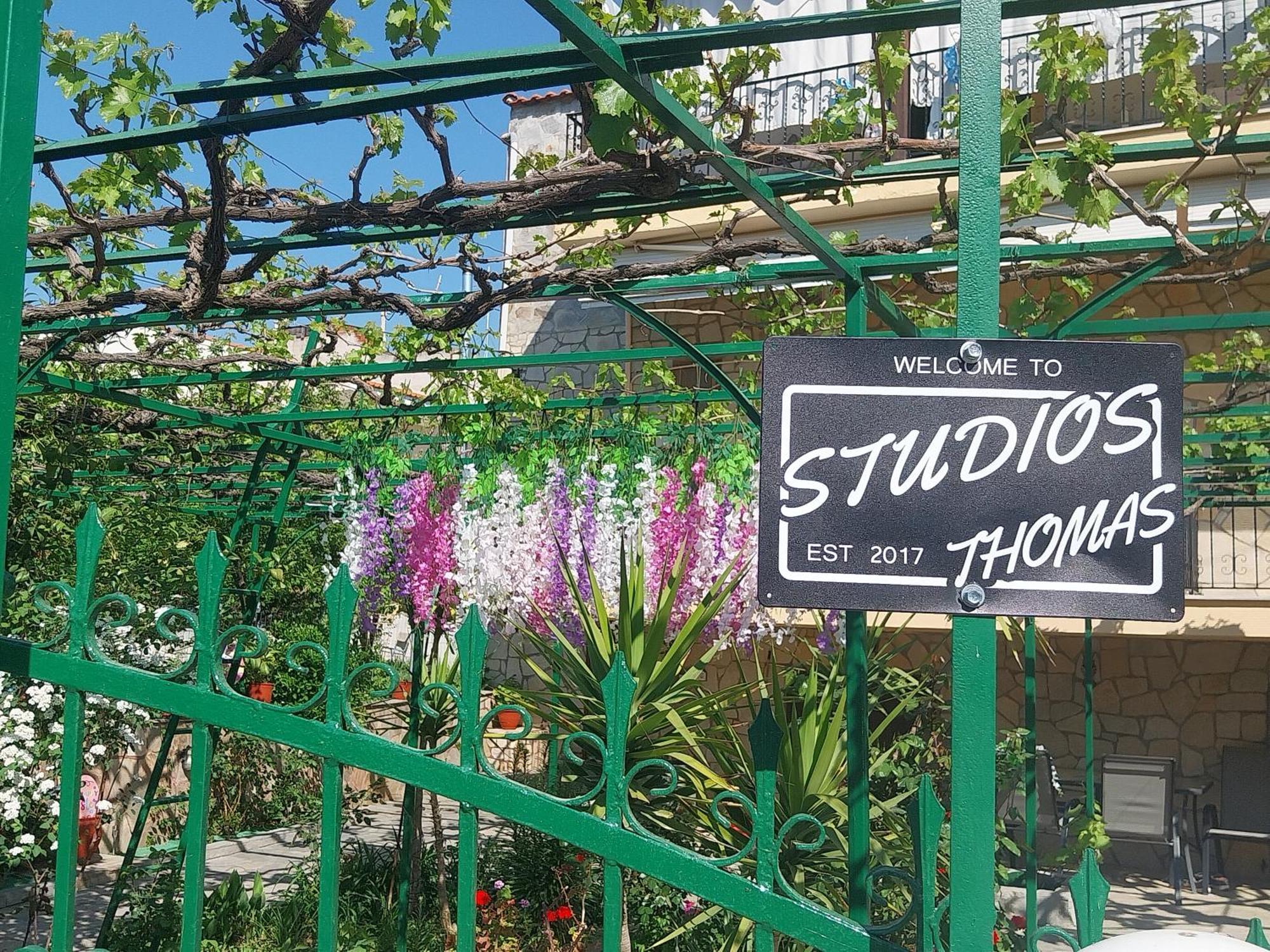 Studios Thomas يميناريا المظهر الخارجي الصورة